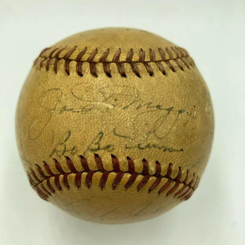 1947 New York Yankees World Series Champs Team Signed Baseball Joe Dimaggio PSA