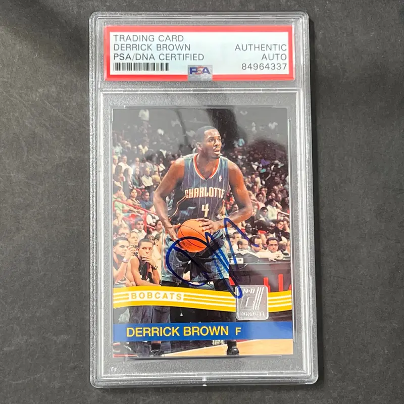 2010 Panini #164 DERRICK BROWN Signed Card PSA Slabbed Auto RC Bobcats