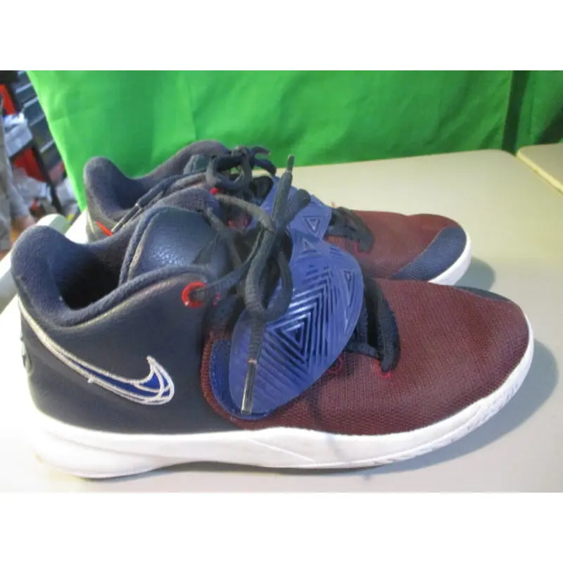 Used Nike Kyrie Irving Basketball Shoes Size 5