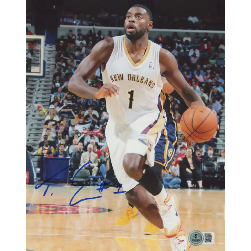Pelicans Tyreke Evans Authentic Signed 8x10 Photo Autographed BAS #BR54857