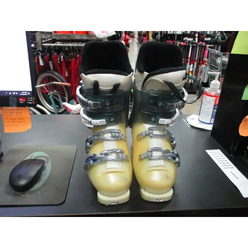 Used Lange Exclusive Size 23.5 Ski Boots