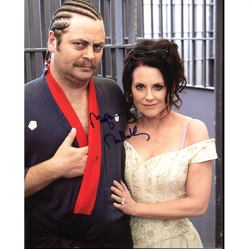 Megan Mullaly Parks & Recreation Authentic Signed 8X10 Photo PSA/DNA #AB83409