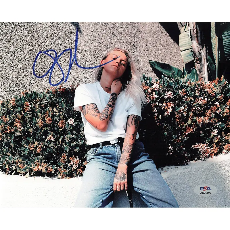 Lauren Sanderson signed 8x10 photo PSA/DNA Autographed Music
