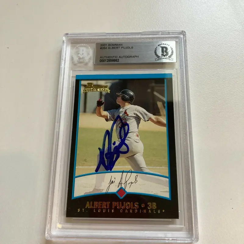 Rare 2001 Bowman Albert Pujols Signed Rookie Baseball Card RC BGS Beckett