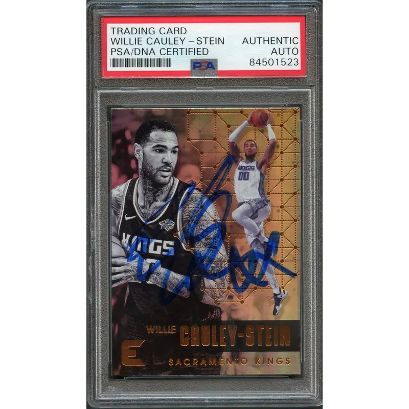 2017-18 Panini Essentials #9 Willie Cauley-Stein Signed Card AUTO PSA Slabbed Kings
