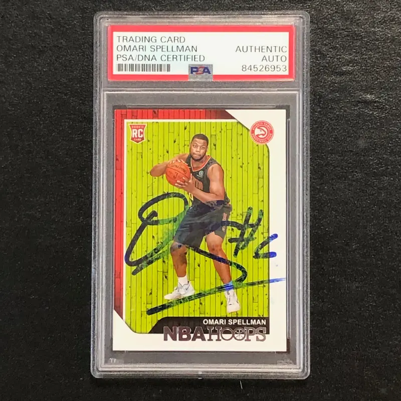 2018-19 NBA Hoops #251 Omari Spellman Signed Card AUTO PSA/DNA Slabbed RC Hawks