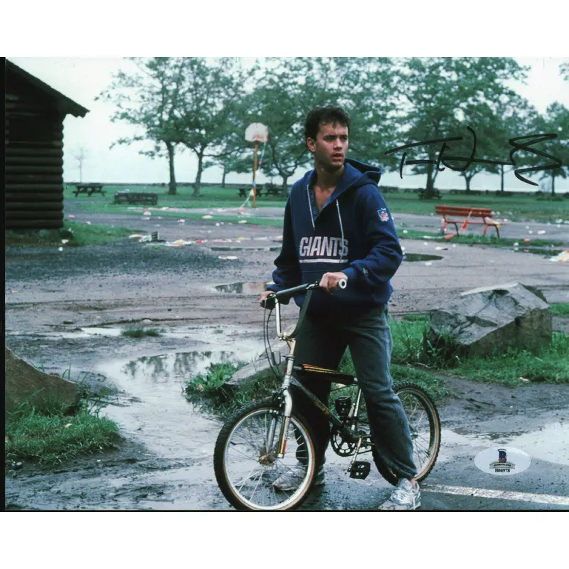 Tom Hanks Big Authentic Signed 8x10 Photo Autographed BAS #B04978
