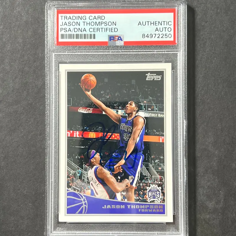 2009-10 Topps #265 Jason Thompson Signed Card AUTO PSA/DNA Slabbed Kings