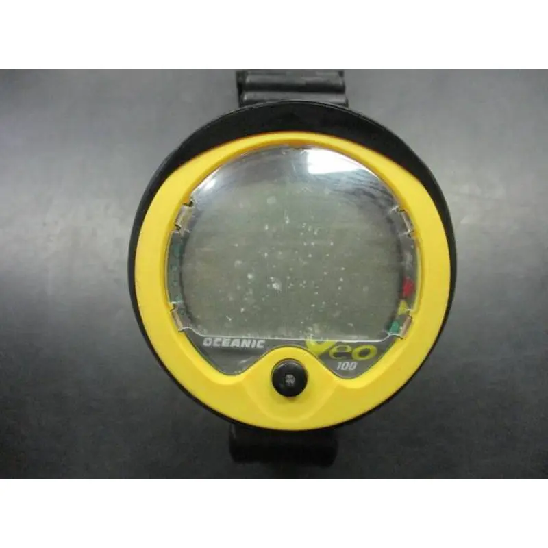 Used Oceanic Veo 100 Dive Computer (Needs Battery)