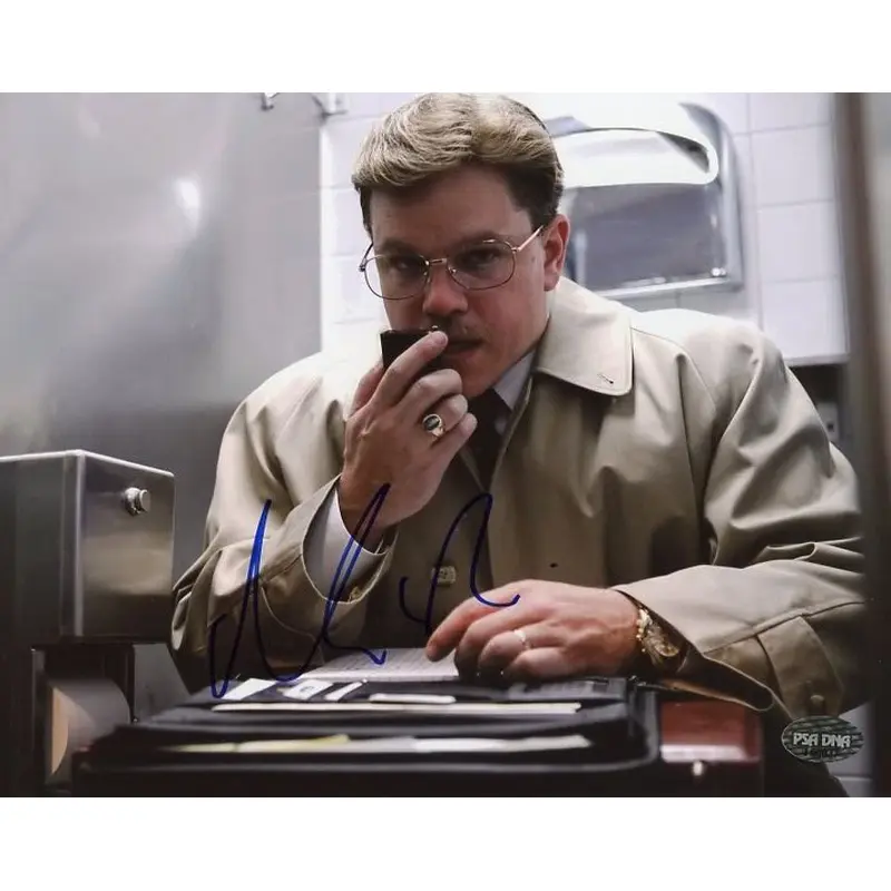Matt Damon Informant Signed Authentic 8X10 Photo Autograph PSA/DNA #J60037