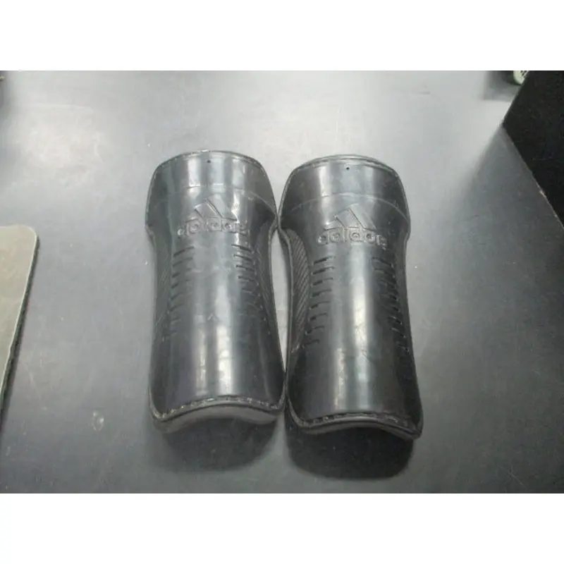 Used Adidas Youth Soccer Shin Guards
