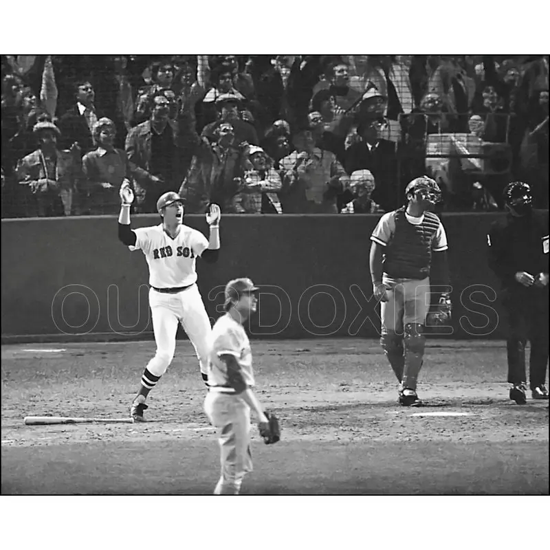 Carlton Fisk Johnny Bench 8X10 Photo - 1975 World Series Red Sox Reds - 1734