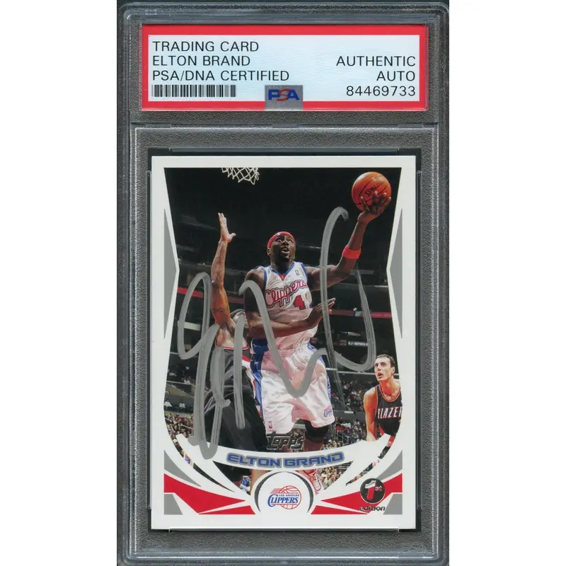 2004-05 Topps #77 Elton Brand Signed Card AUTO PSA Slabbed Clippers