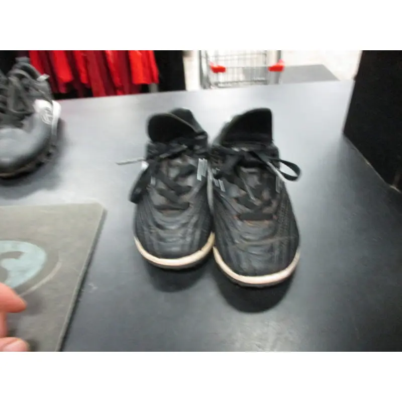 Used Diadora Youth 10.5 Baseball Turf Shoes