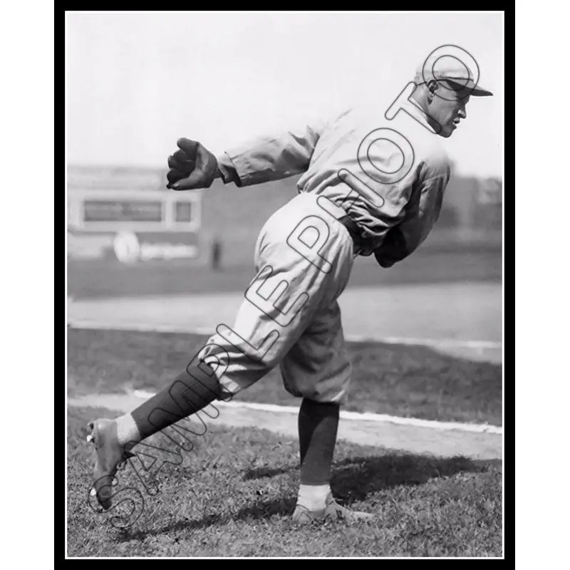 Jim Thorpe 8X10 Photo - Cincinnati Reds - 779