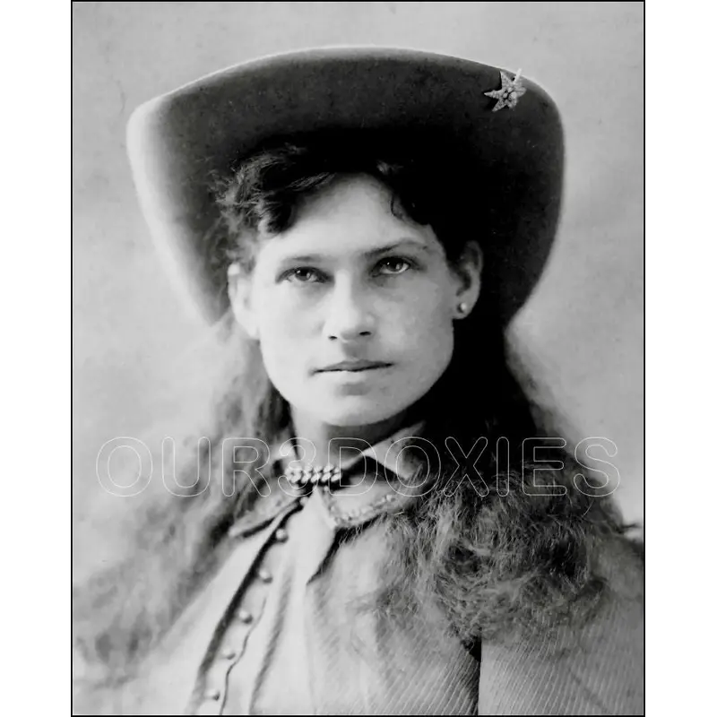 Annie Oakley 8X10 Photo - 2873