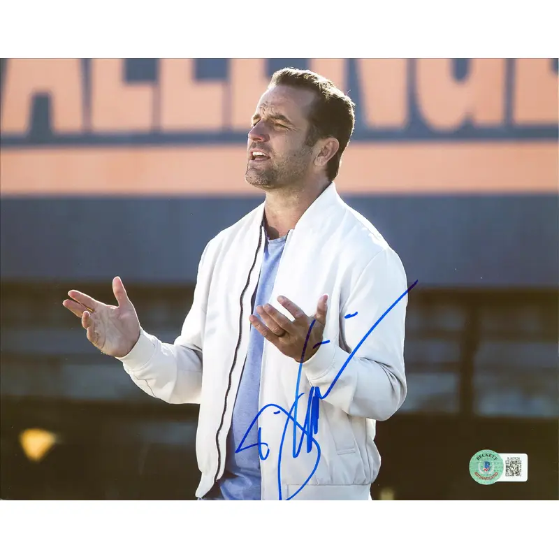 T.J. Lavin Authentic Signed 8x10 Photo Autographed BAS #BJ67528