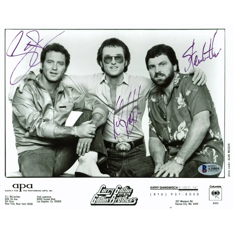 Gatlin Brothers Larry, Rudy & Steve Authentic Signed B&W 8x10 Photo BAS #A10804