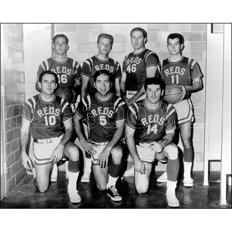 1969 Cincinnati Reds 8X10 Photo - Basketball Team Rose Bench