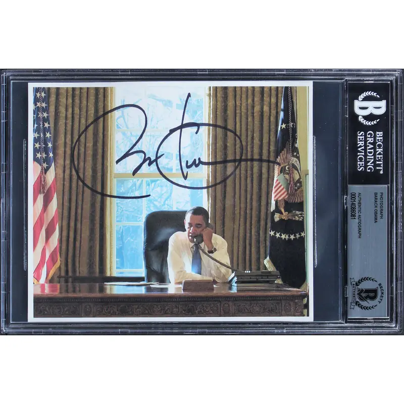 Barack Obama Authentic Signed 5.5x6.5 Photo Auto Graded Gem Mint 10! BAS Slabbed