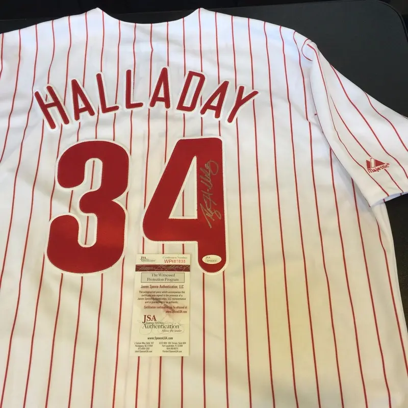 Roy Halladay Signed Authentic Philadelphia Phillies Game Model Jersey JSA COA