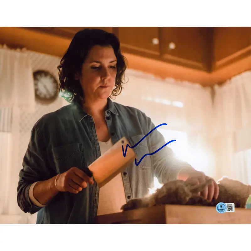 Melanie Lynskey Yellowjackets Authentic Signed 11x14 Photo BAS #BS40945