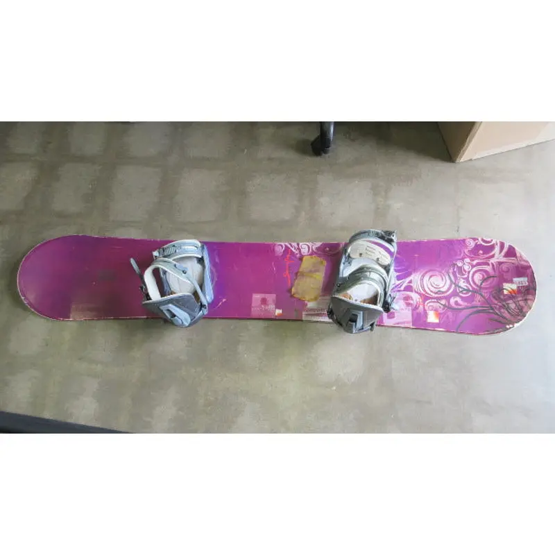 Used K2 Skyla Snowboard w/ K2 Bindings - 150 cm - small wear