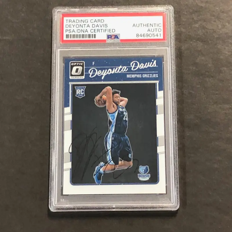2016-17 Panini Optic #175 Deyonta Davis Signed Card AUTO PSA Slabbed RC Grizzlies
