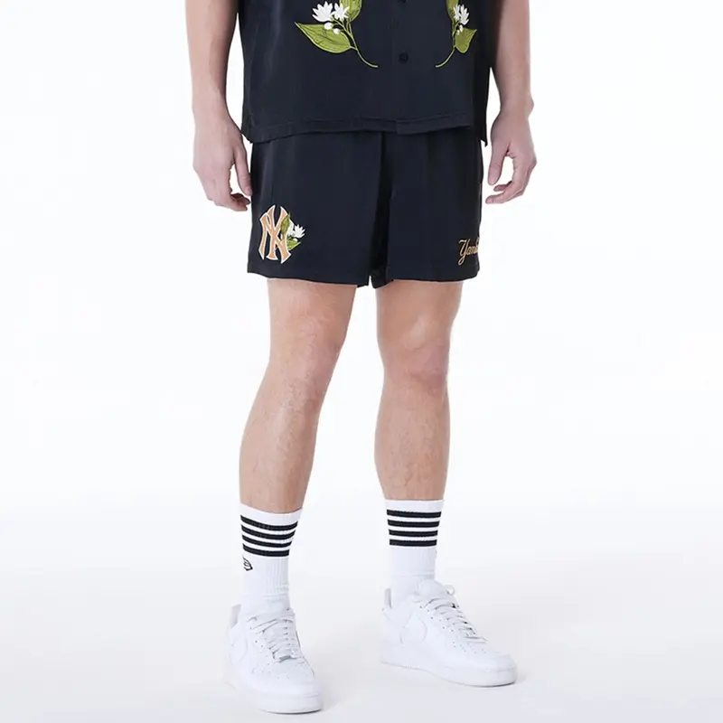New York Yankees MLB Woven Black Shorts