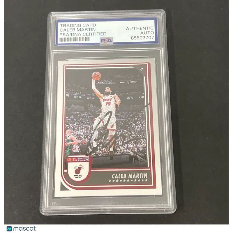 2022-23 Panini NBA Hoops #104 Caleb Martin signed card PSA
