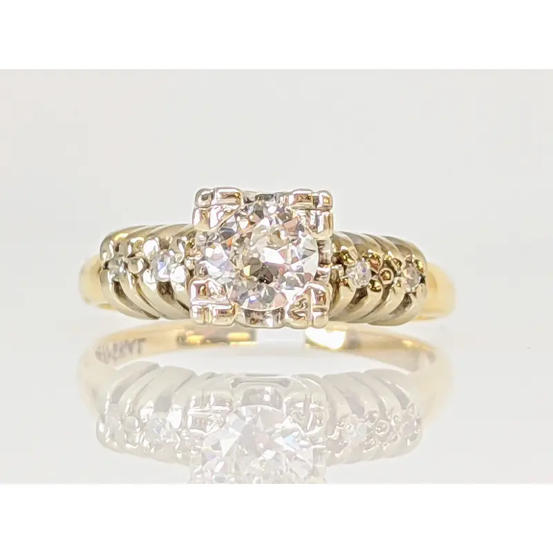 14K .39 CARAT TOTAL WEIGHT SI2 G DIAMOND ROUND (5) ESTATE RING 2.4 GRAMS